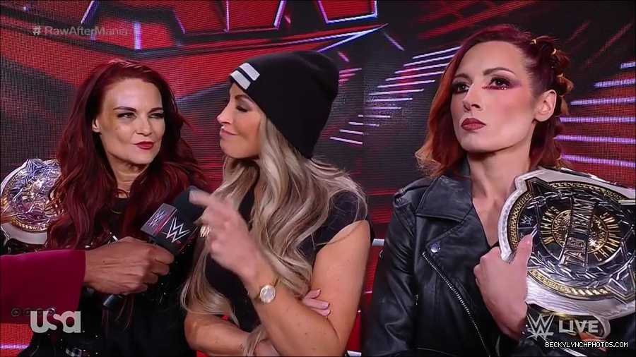 WWE_Monday_Night_Raw_2023_04_03_720p_HDTV_x264-NWCHD_mp4_007889535.jpg