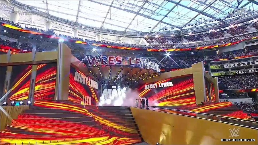 WWE_WrestleMania_39_Saturday_720p_WEB_h264-HEEL_mp4_005359954.jpg
