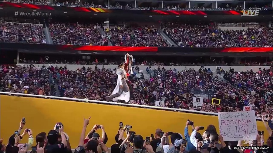 WWE_WrestleMania_39_Saturday_720p_WEB_h264-HEEL_mp4_005384020.jpg