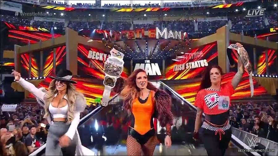 WWE_WrestleMania_39_Saturday_720p_WEB_h264-HEEL_mp4_005390820.jpg