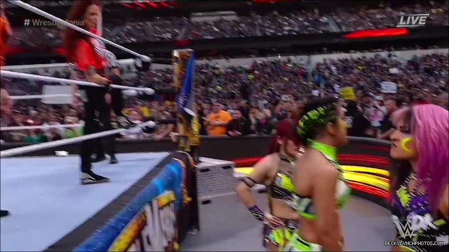 WWE_WrestleMania_39_Saturday_720p_WEB_h264-HEEL_mp4_005429220.jpg