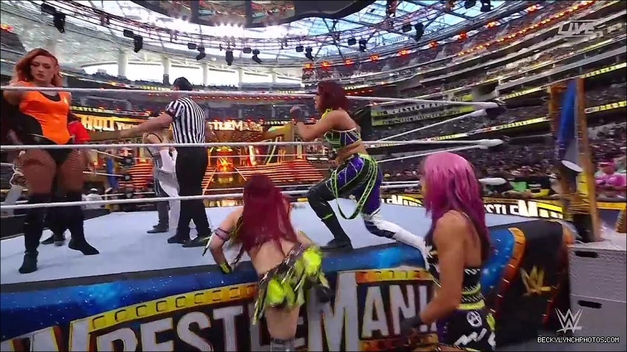 WWE_WrestleMania_39_Saturday_720p_WEB_h264-HEEL_mp4_005447620.jpg