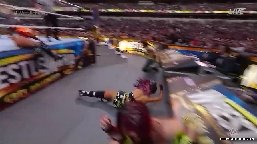 WWE_WrestleMania_39_Saturday_720p_WEB_h264-HEEL_mp4_005483220.jpg