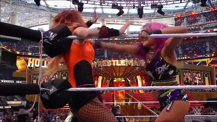 WWE_WrestleMania_39_Saturday_720p_WEB_h264-HEEL_mp4_005508820.jpg