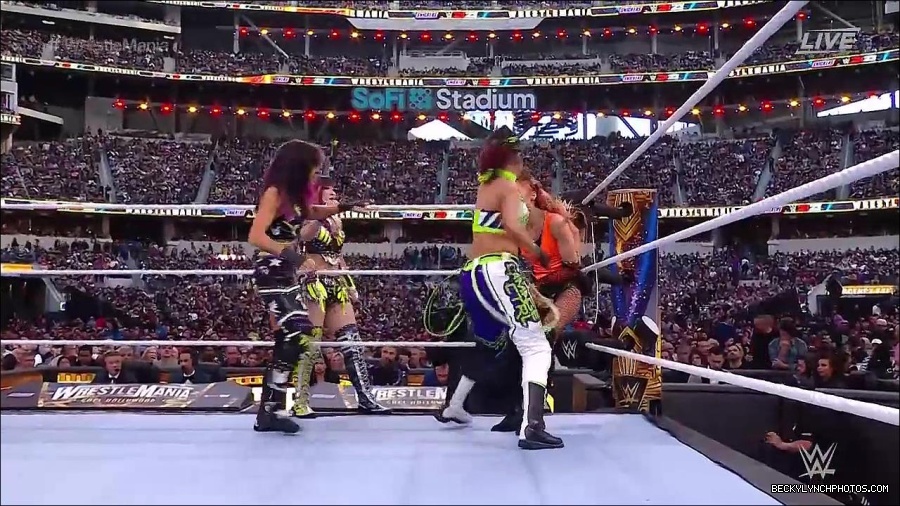 WWE_WrestleMania_39_Saturday_720p_WEB_h264-HEEL_mp4_005510820.jpg