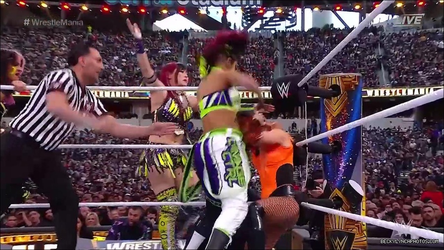 WWE_WrestleMania_39_Saturday_720p_WEB_h264-HEEL_mp4_005513220.jpg