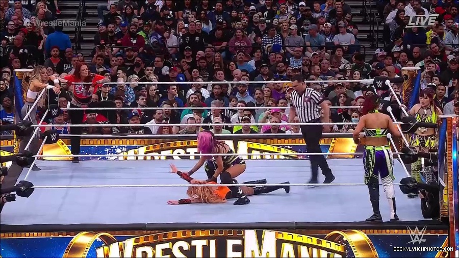 WWE_WrestleMania_39_Saturday_720p_WEB_h264-HEEL_mp4_005600020.jpg