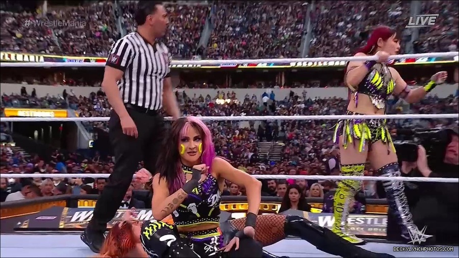 WWE_WrestleMania_39_Saturday_720p_WEB_h264-HEEL_mp4_005628020.jpg