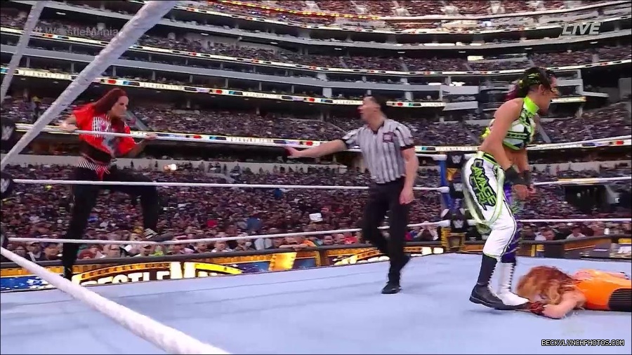 WWE_WrestleMania_39_Saturday_720p_WEB_h264-HEEL_mp4_005642020.jpg
