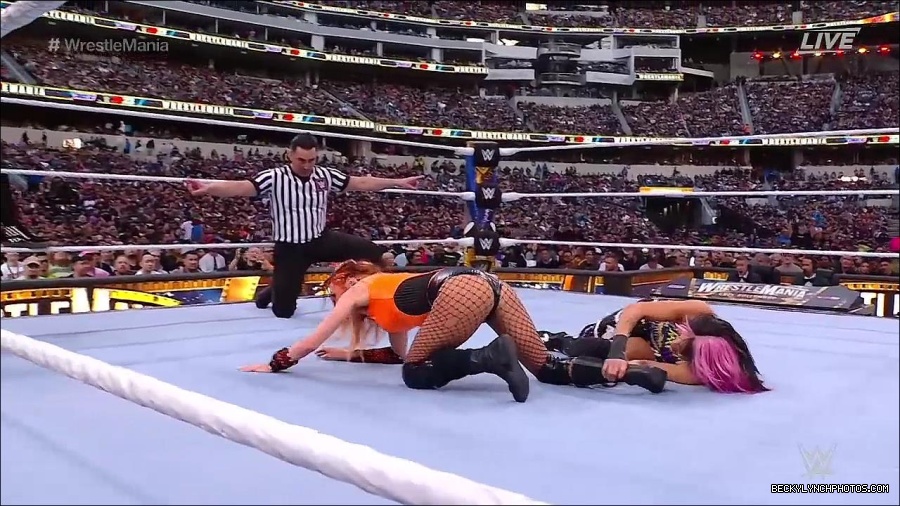 WWE_WrestleMania_39_Saturday_720p_WEB_h264-HEEL_mp4_005666920.jpg