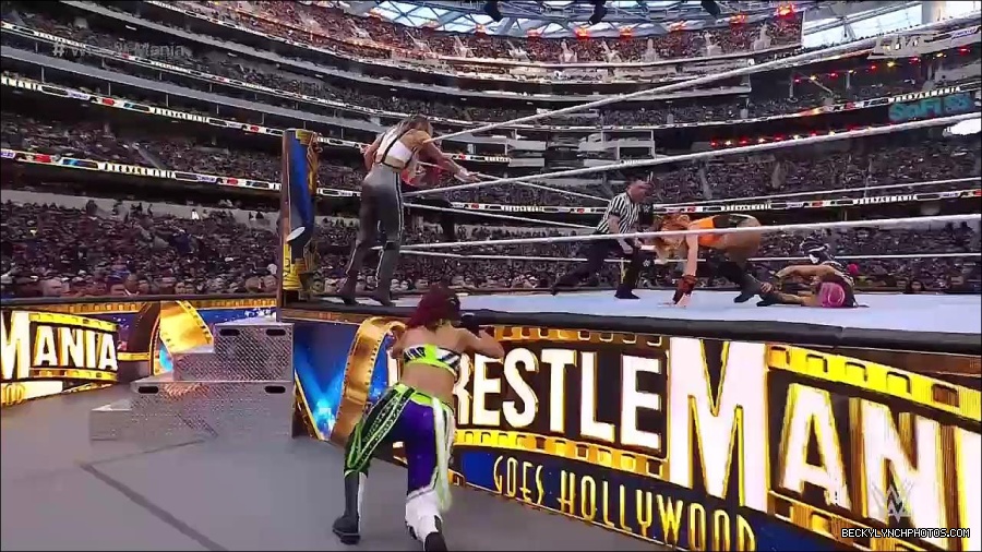 WWE_WrestleMania_39_Saturday_720p_WEB_h264-HEEL_mp4_005669320.jpg