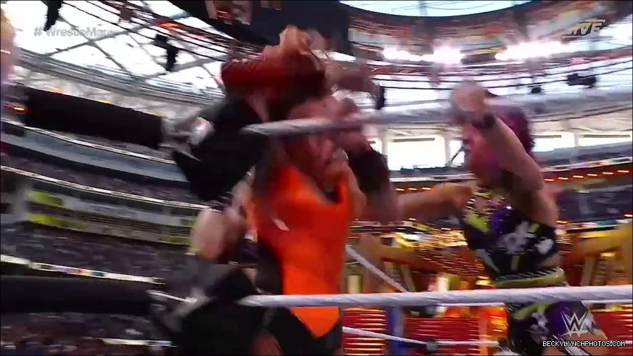 WWE_WrestleMania_39_Saturday_720p_WEB_h264-HEEL_mp4_005675720.jpg