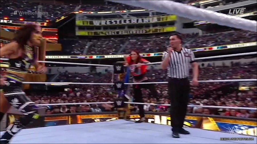 WWE_WrestleMania_39_Saturday_720p_WEB_h264-HEEL_mp4_005704520.jpg