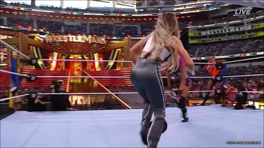 WWE_WrestleMania_39_Saturday_720p_WEB_h264-HEEL_mp4_005957920.jpg