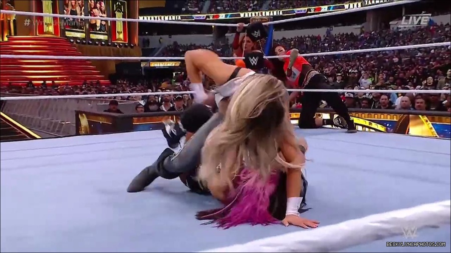 WWE_WrestleMania_39_Saturday_720p_WEB_h264-HEEL_mp4_005967120.jpg