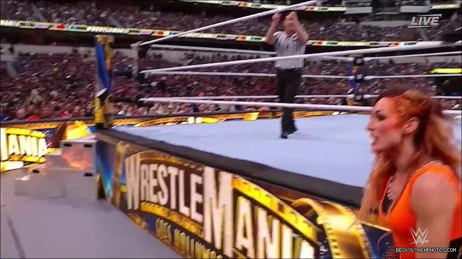 WWE_WrestleMania_39_Saturday_720p_WEB_h264-HEEL_mp4_006046720.jpg