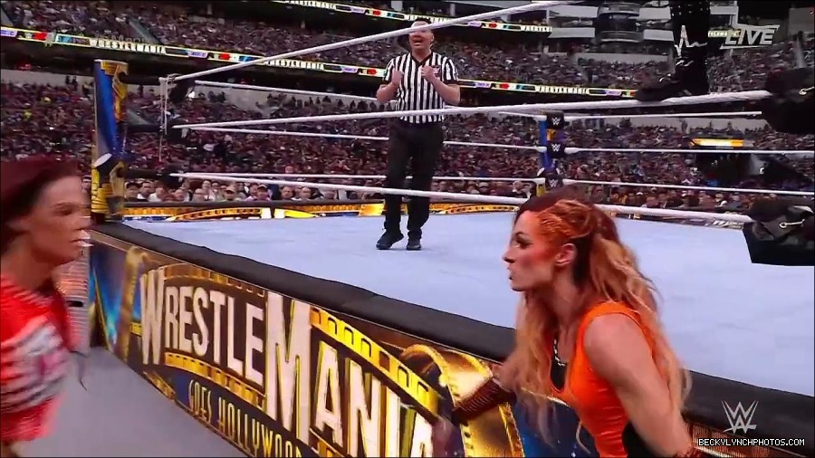 WWE_WrestleMania_39_Saturday_720p_WEB_h264-HEEL_mp4_006047120.jpg