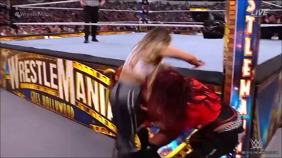 WWE_WrestleMania_39_Saturday_720p_WEB_h264-HEEL_mp4_006051520.jpg