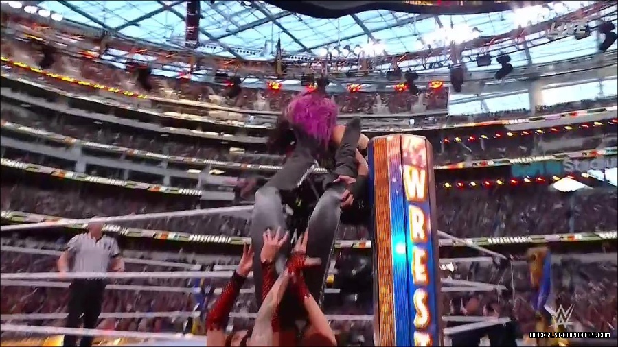 WWE_WrestleMania_39_Saturday_720p_WEB_h264-HEEL_mp4_006052320.jpg