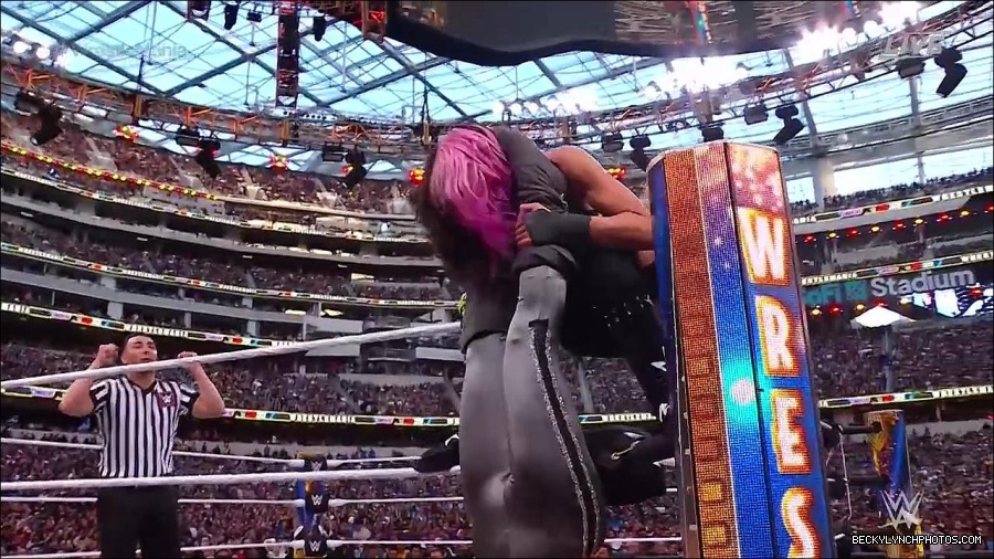WWE_WrestleMania_39_Saturday_720p_WEB_h264-HEEL_mp4_006055520.jpg