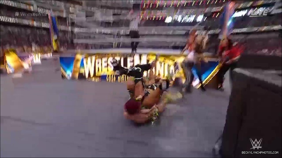 WWE_WrestleMania_39_Saturday_720p_WEB_h264-HEEL_mp4_006057920.jpg