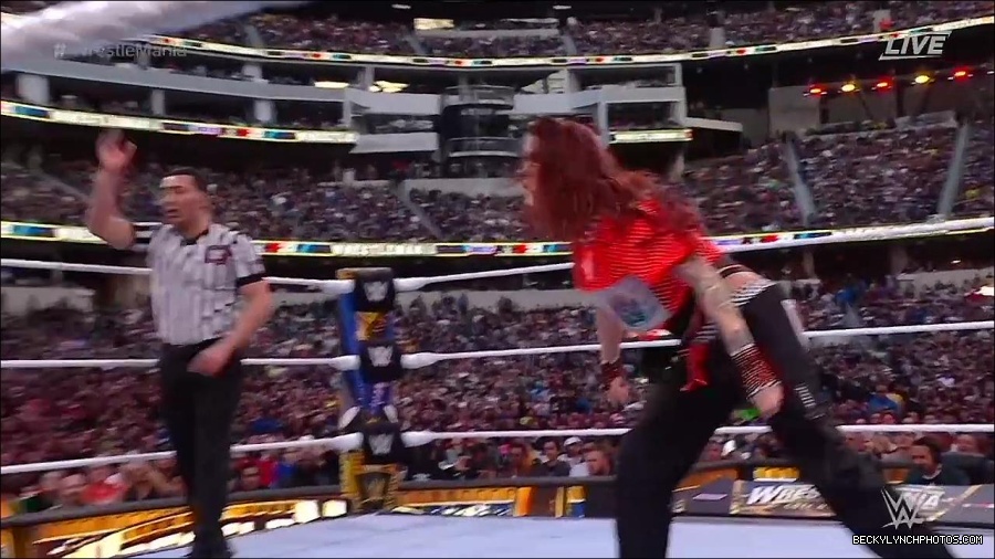 WWE_WrestleMania_39_Saturday_720p_WEB_h264-HEEL_mp4_006099120.jpg
