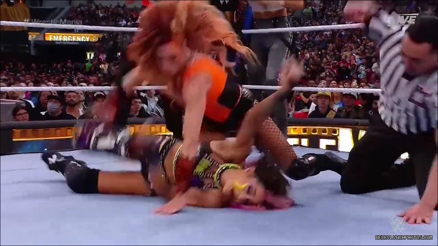 WWE_WrestleMania_39_Saturday_720p_WEB_h264-HEEL_mp4_006113120.jpg