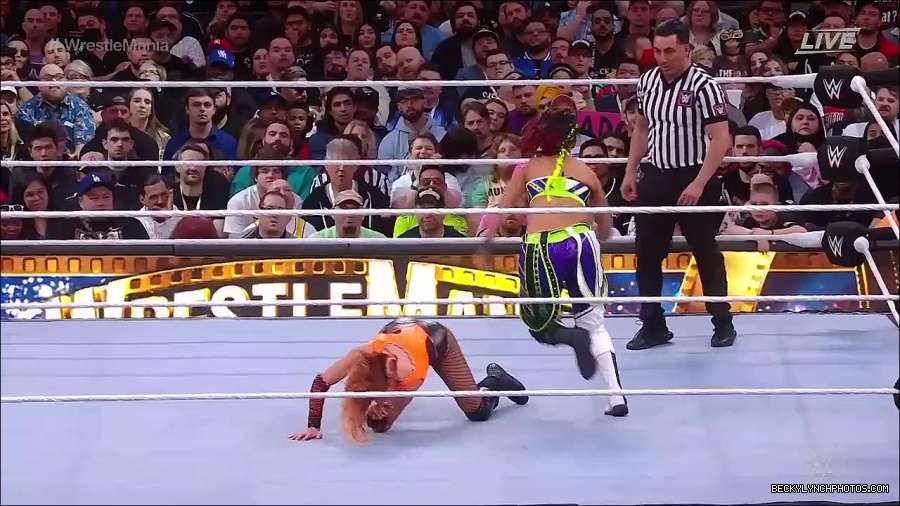 WWE_WrestleMania_39_Saturday_720p_WEB_h264-HEEL_mp4_006163920.jpg