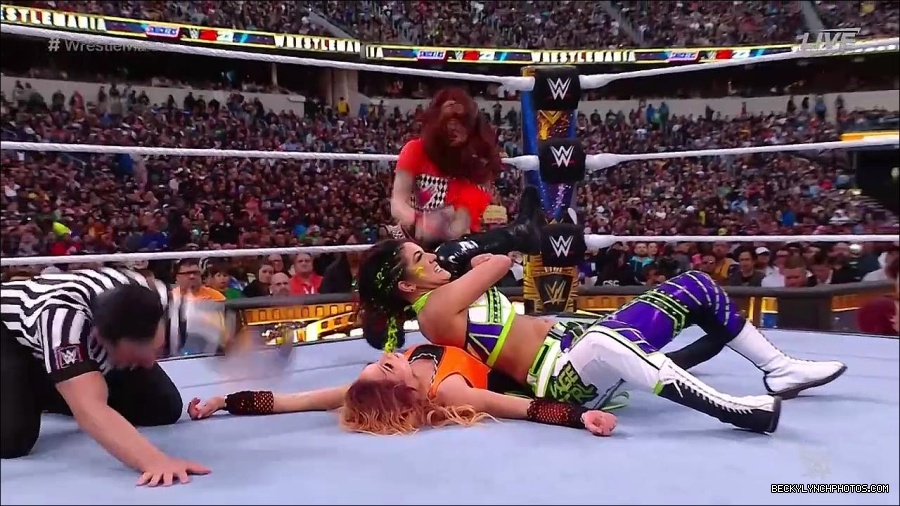 WWE_WrestleMania_39_Saturday_720p_WEB_h264-HEEL_mp4_006187520.jpg