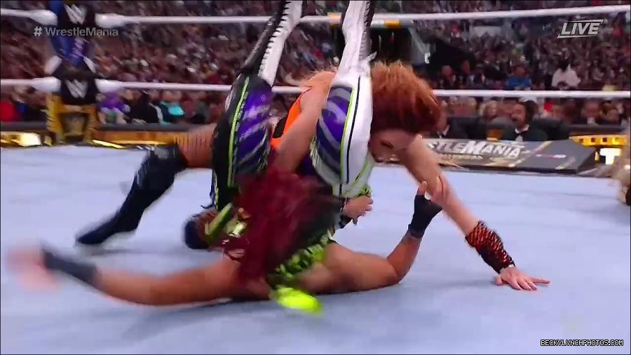 WWE_WrestleMania_39_Saturday_720p_WEB_h264-HEEL_mp4_006219520.jpg