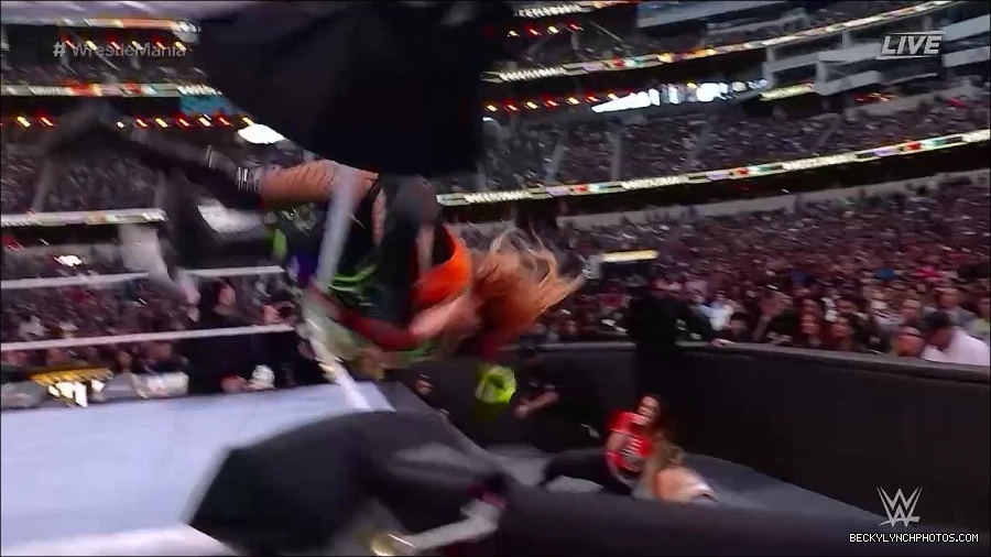 WWE_WrestleMania_39_Saturday_720p_WEB_h264-HEEL_mp4_006225920.jpg
