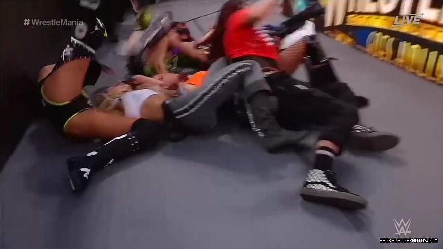 WWE_WrestleMania_39_Saturday_720p_WEB_h264-HEEL_mp4_006244320.jpg