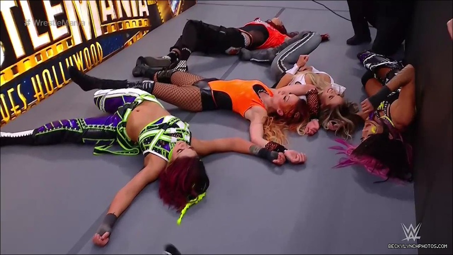 WWE_WrestleMania_39_Saturday_720p_WEB_h264-HEEL_mp4_006257520.jpg