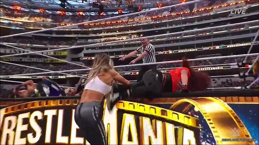WWE_WrestleMania_39_Saturday_720p_WEB_h264-HEEL_mp4_006272487.jpg