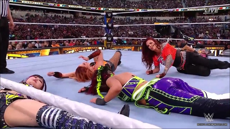WWE_WrestleMania_39_Saturday_720p_WEB_h264-HEEL_mp4_006281287.jpg