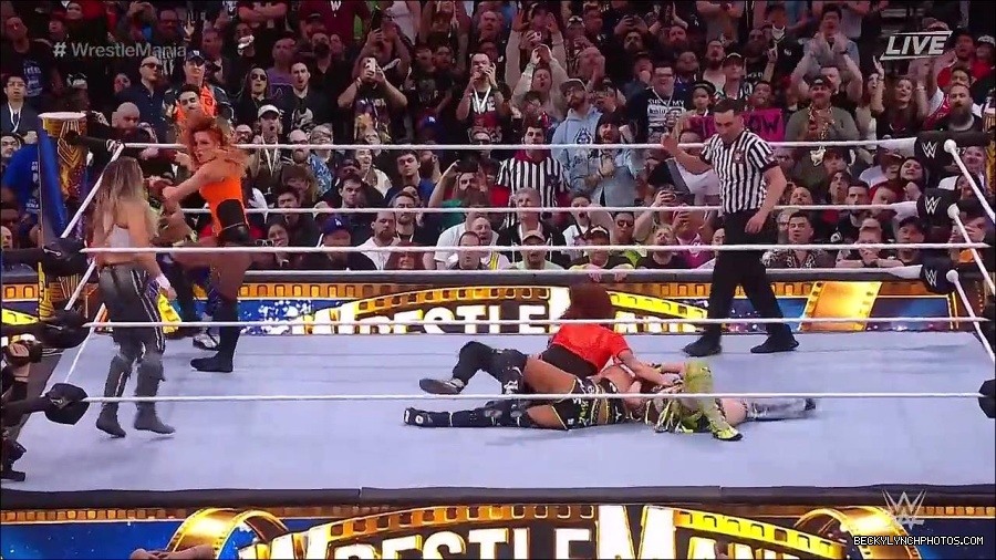 WWE_WrestleMania_39_Saturday_720p_WEB_h264-HEEL_mp4_006347687.jpg