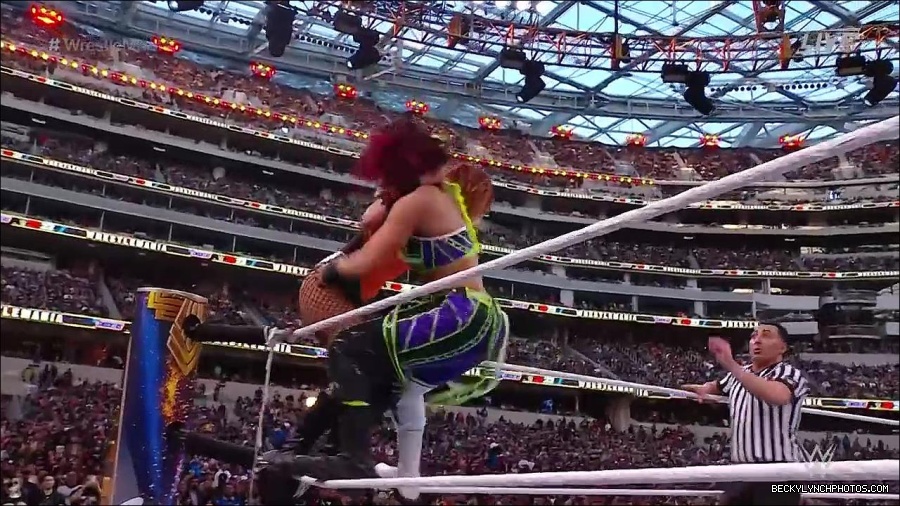 WWE_WrestleMania_39_Saturday_720p_WEB_h264-HEEL_mp4_006364487.jpg
