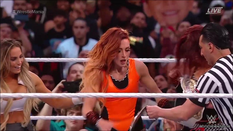 WWE_WrestleMania_39_Saturday_720p_WEB_h264-HEEL_mp4_006381287.jpg