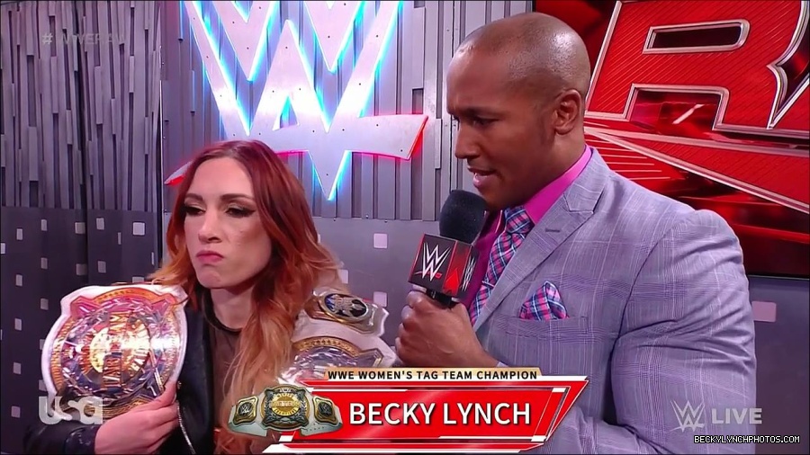 WWE_Monday_Night_Raw_2023_04_10_720p_HDTV_x264-NWCHD_mp4_001757009.jpg