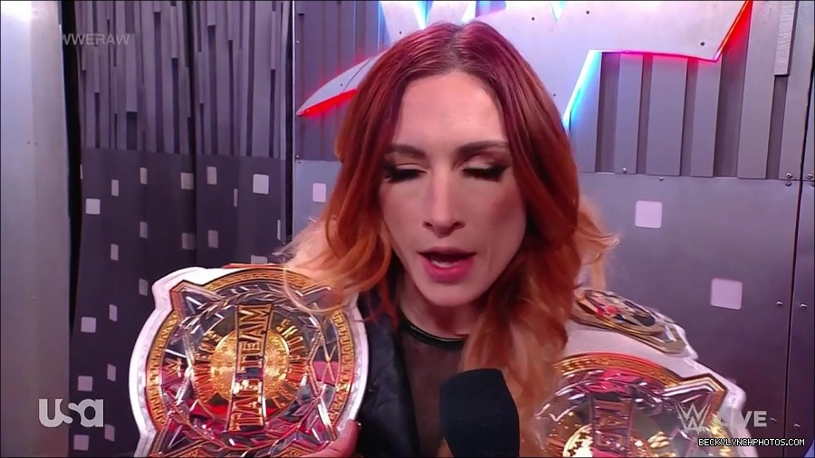 WWE_Monday_Night_Raw_2023_04_10_720p_HDTV_x264-NWCHD_mp4_001766619.jpg