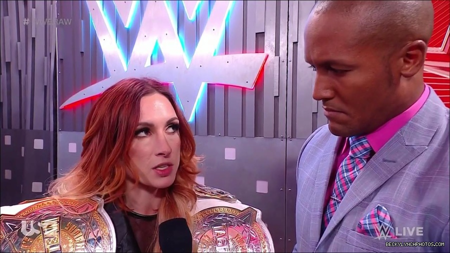 WWE_Monday_Night_Raw_2023_04_10_720p_HDTV_x264-NWCHD_mp4_001779431.jpg