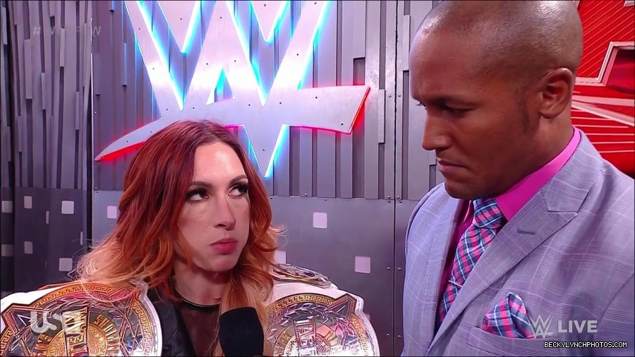 WWE_Monday_Night_Raw_2023_04_10_720p_HDTV_x264-NWCHD_mp4_001779832.jpg