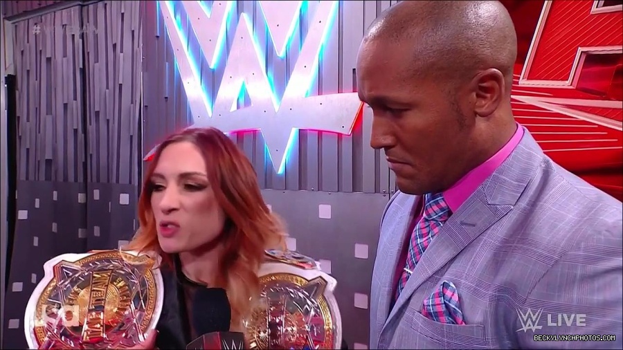 WWE_Monday_Night_Raw_2023_04_10_720p_HDTV_x264-NWCHD_mp4_001781433.jpg