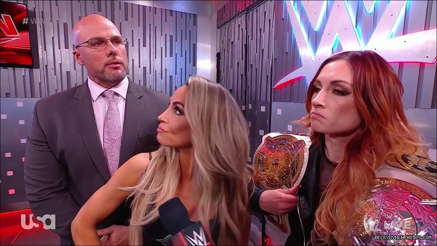 WWE_Monday_Night_Raw_2023_04_10_720p_HDTV_x264-NWCHD_mp4_001799451.jpg