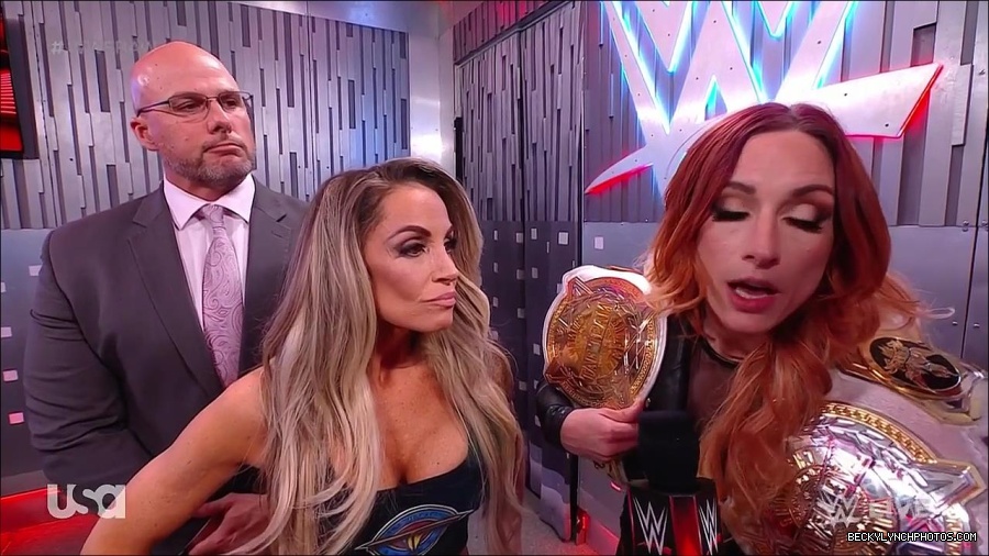 WWE_Monday_Night_Raw_2023_04_10_720p_HDTV_x264-NWCHD_mp4_001802254.jpg