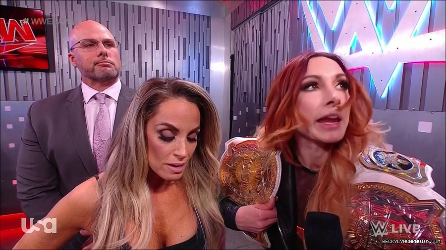 WWE_Monday_Night_Raw_2023_04_10_720p_HDTV_x264-NWCHD_mp4_001804256.jpg