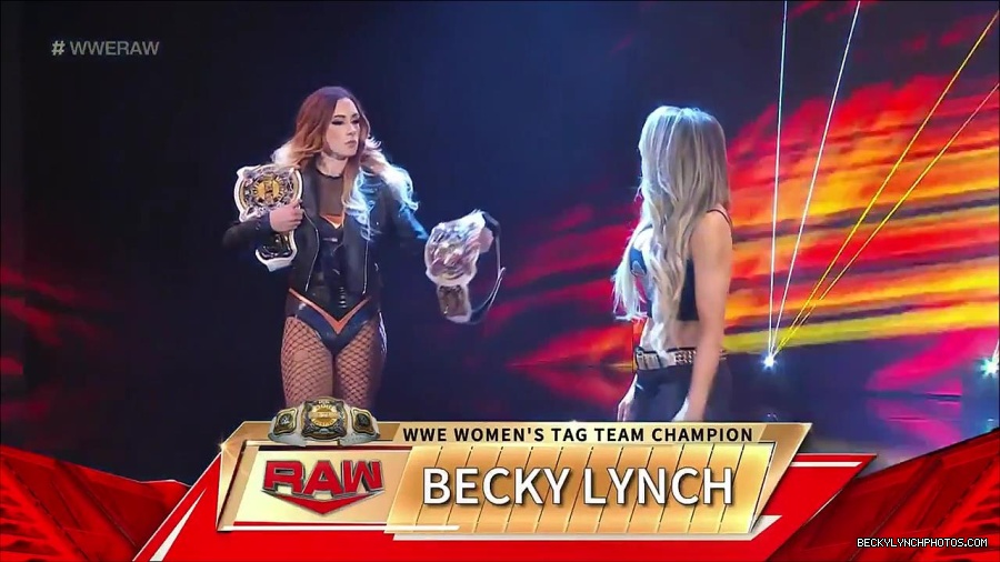 WWE_Monday_Night_Raw_2023_04_10_720p_HDTV_x264-NWCHD_mp4_001838057.jpg