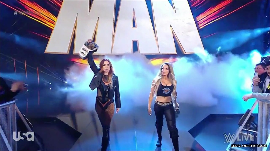 WWE_Monday_Night_Raw_2023_04_10_720p_HDTV_x264-NWCHD_mp4_001853672.jpg