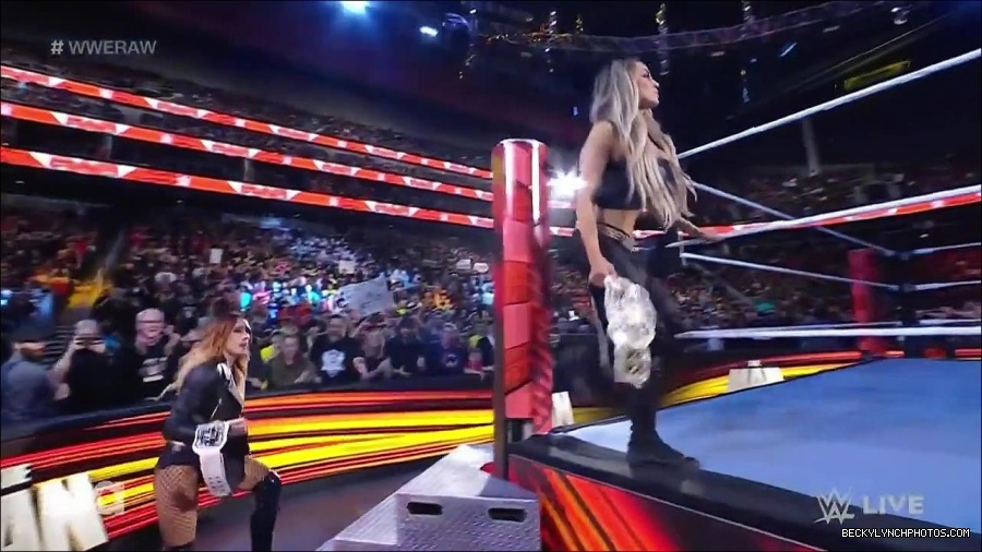 WWE_Monday_Night_Raw_2023_04_10_720p_HDTV_x264-NWCHD_mp4_001868888.jpg