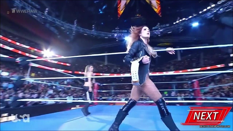 WWE_Monday_Night_Raw_2023_04_10_720p_HDTV_x264-NWCHD_mp4_001872091.jpg